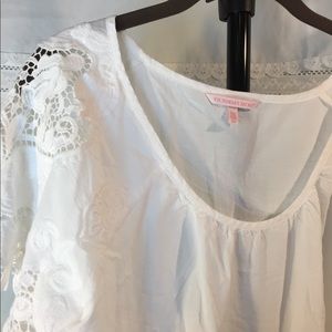 White throw over for poolside